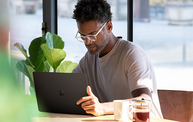 Käyttöjärjestelmänä tuttu Windows 10 ja työkaluna Microsoft Office 365 Windows 10