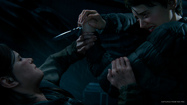 Tiivistunnelmaista toimintaa ja epätoivoista selviytymistä Kuvakaappaus The Last of Us Part 2 pelistä. Kuvassa pelin päähenkilö Ellie.