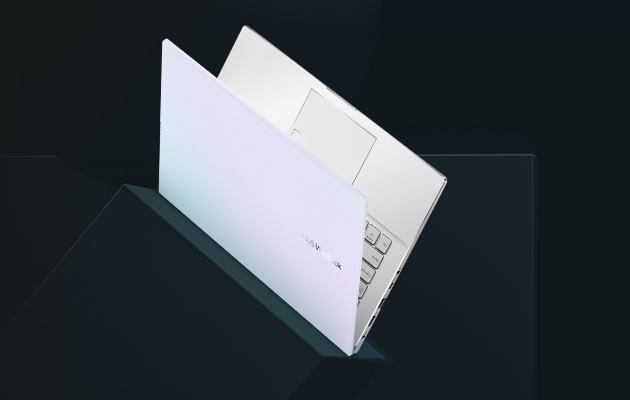 Täydellinen kannettava luomiseen Valkoinen ASUS Vivobook S14 sivusta kuvattuna