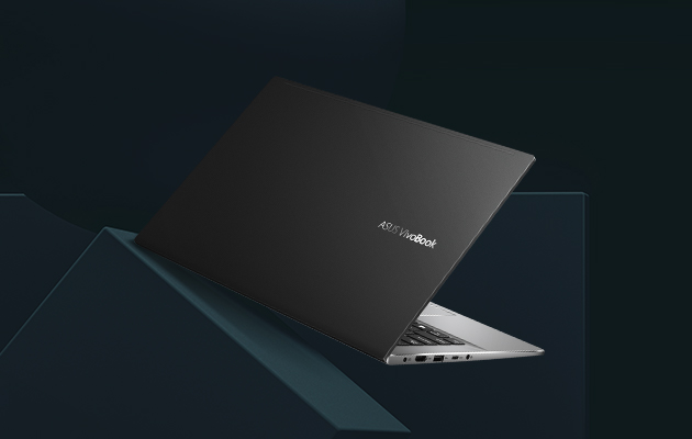 "Erinomainen Musta ASUS Vivobook S14 takaapäin