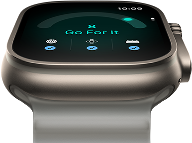 Apple Watch Ultra 4, titaanikuori, värinä luonnonvaalea, valmiuspisteet 8, näkymä oikeasta sivusta, Digital Crown, koholla oleva sivupainike, Ocean-ranneke, värinä kuultoharmaa