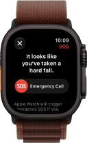 Apple Watch Ultra 4, titaanikuori, värinä musta, satelliittiyhteys, näkymä oikeasta sivusta, Digital Crown, koholla oleva sivupainike, Alpine-ranneke, värinä viininpunainen