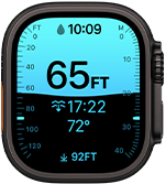 Apple Watch Ultra 4, titaanikuori, värinä musta, Syvyys-apissa näkyy sukellustietoja, näkymä oikeasta sivusta, Digital Crown, korotettu sivupainike