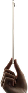 iPad mini, laitetta pidellään kädessä, sivunäkymä, ohut ja kevyt muotoilu