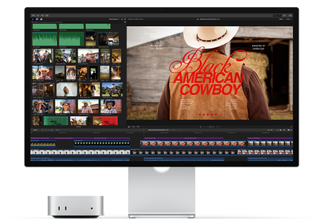 Mac mini ja Studio Display, näytöllä on oikealla puolella Black American Cowboy -elokuvan esittelyruutu, vasemmalla puolella useita still-kuvia