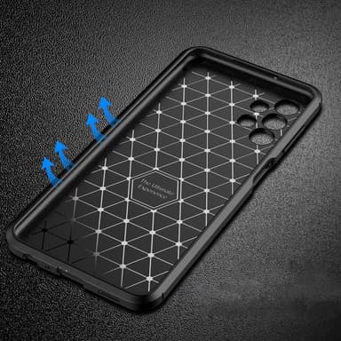 SKALO Samsung A13 4G Carbon Fiber TPU-suojakuori - Musta