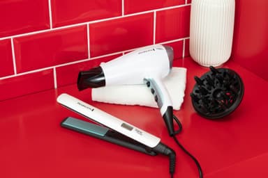 Remington Shine Therapy lahjapakkaus S8500GP