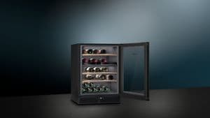 Siemens viinikaappi KW16KATGA (hopea)