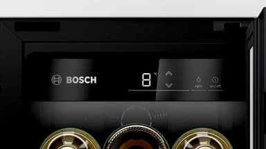 Bosch Viinin säilytys KUW20VHF0 (musta)