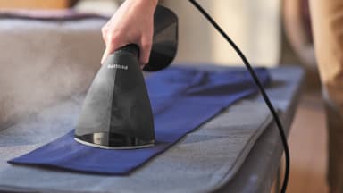 Philips 8000 Series kannettava höyrystin GC800/80 (musta)