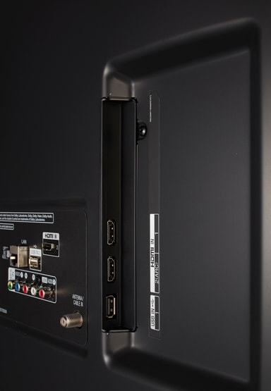 LG 75" 4K UHD Smart TV 75UK6200