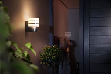 Philips Hue Tuar lyhtyvalaisin ulkotilaan 9,5W (inox)