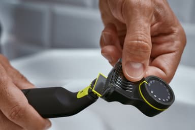 Philips OneBlade Pro 360 trimmeri kasvoille ja vartalolle QP6551/15