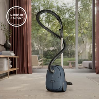 Electrolux Clean 600 Bagged pölynimuri EB61C4DB