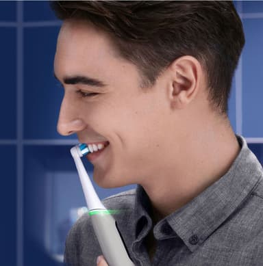 Oral-B iO 6s sähköhammasharja 427360 (harmaa)