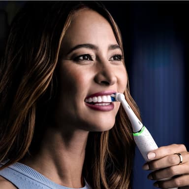 Oral-B iO 10 sähköhammasharja 435624 (valkoinen)