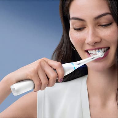 Oral-B iO 8s sähköhammasharja 408918 (valkoinen)