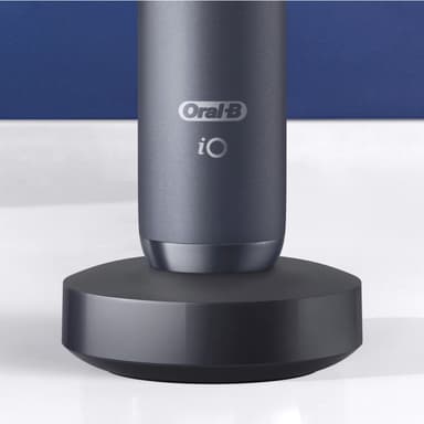 Oral-B iO 8 Duo sähköhammasharja 449034 (musta/valkoinen)
