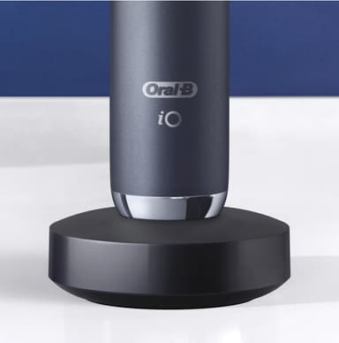 Oral-B iO 9 Limited Edition sähköhammasharja 430803 (onyksinmusta)