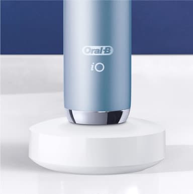 Oral-B iO 9 Limited Edition sähköhammasharja 431039 (Aqua Marine)