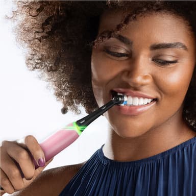 Oral-B iO 5s sähköhammasharja 414940 (Blush Pink)