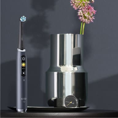 Oral-B iO 9s sähköhammasharja 408864 (musta)
