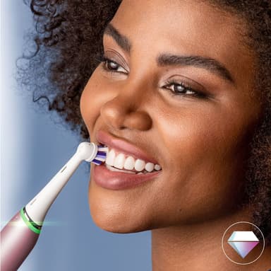 Oral-B iO Radiant White vaihtopäät 415671 (2 kpl)