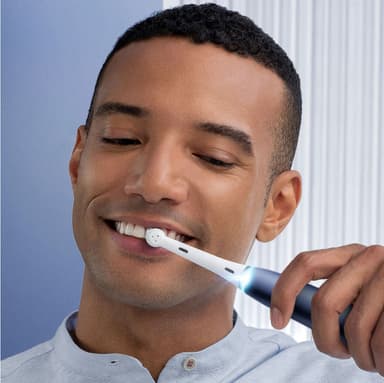 Oral-B iO 7s sähköhammasharja 409298 (sininen)