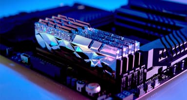 G.Skill Trident Z Royal F4-3600C14D-16GTESA muistimoduuli 16 GB 2 x 8 GB DDR4 3600 MHz