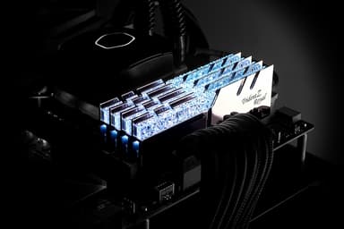 G.Skill Trident Z Royal F4-4000C19D-32GTRS muistimoduuli 32 GB 2 x 16 GB DDR4 4000 MHz