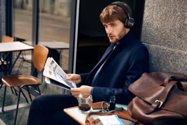 B&O Beoplay H8 langattomat on-ear kuulokkeet (musta)