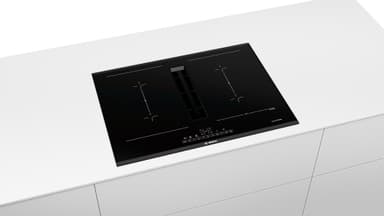 Bosch induktiotaso liesituulettimella PVQ795F25E