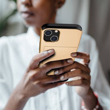 SKALO iPhone 14 Armor Suojakuori korttikotelo - Kulta