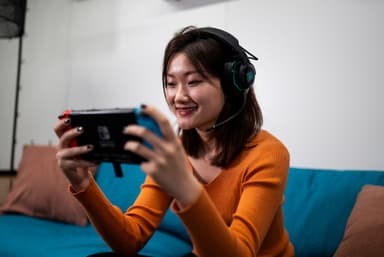 JBL Quantum 910 langattomat pelikuulokkeet