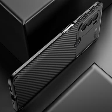 SKALO Moto G31 / G41 / G71 Carbon Fiber TPU-suojakuori - Musta