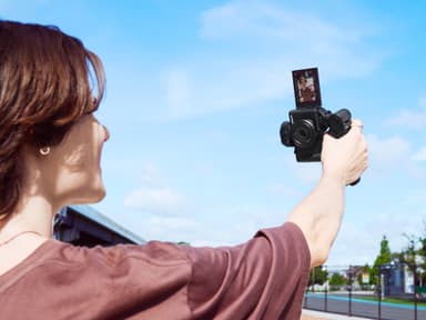 Sony ZV-1F digitaalinen kamera vloggamiseen
