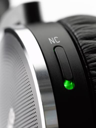 AKG kuulokkeet K 490NC (musta)