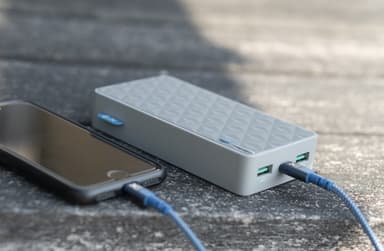 Xtorm FS 20W 20000 mAh varavirtalähde