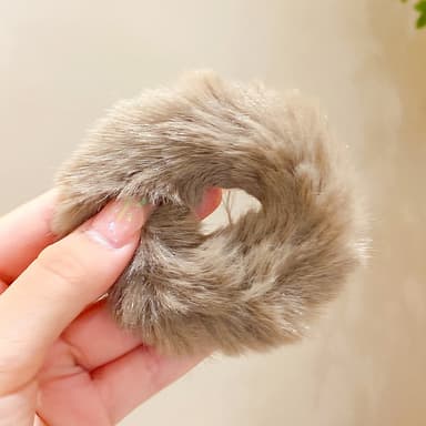 Soft Fuzzy Hair Scrunchies 2 kpl Vaalean ruskea