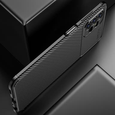 SKALO Samsung A13 4G Carbon Fiber TPU-suojakuori - Musta