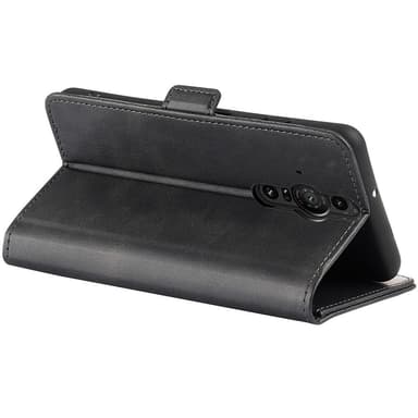 SKALO Sony Xperia PRO-I Premium Wallet Lompakkokotelo - Musta