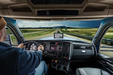 Garmin dēzlCam LGV710 GPS-navigaattori kuorma-autoille