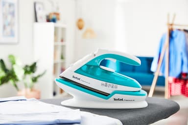 TEFAL Freemove Air Steam silitysrauta FV6520E0