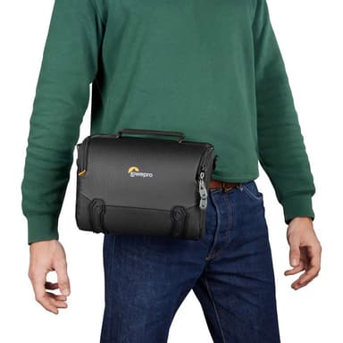 Lowepro Adventura SH 160 III kameralaukku (musta)