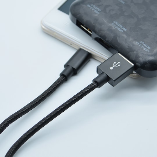 Nylon USB Type C -kaapeli Pikalataus Musta 3m