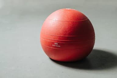 Kraftmark Harjoittele palloa slamballin punainen 30 kg