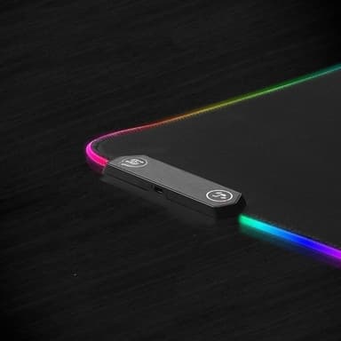 RGB LED pelihiirimatto Musta