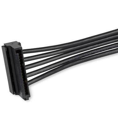 StarTech.com PYO4SATA, 0,4 m, SATA 15-pinninen, 4 x SATA, Uros, Naaras, Musta