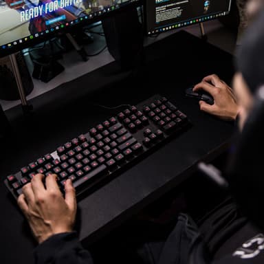 Logitech G413 pelinäppäimistö (hiilenmusta)