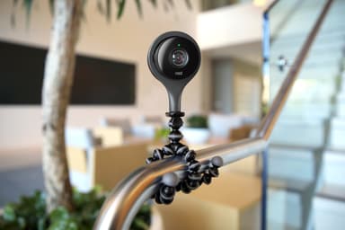 Google Nest Cam Indoor turvakamera